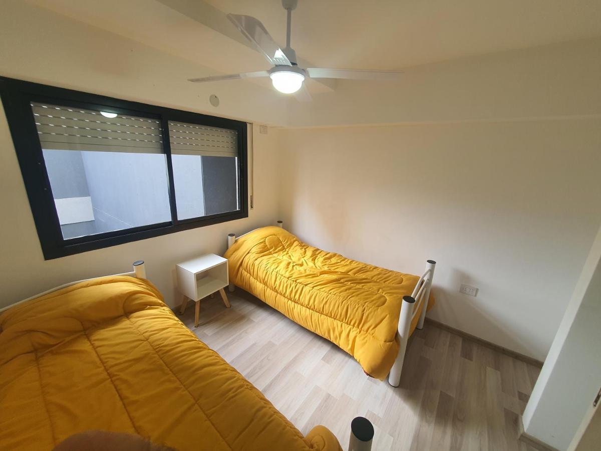 Vm 1254 - Departamento - Con Cochera *